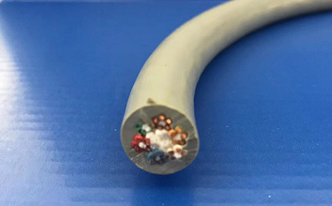 拖鏈電纜設計標準是保證質量的前提